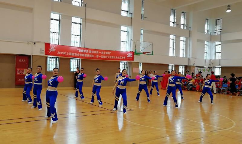上海市社區(qū)<a href=http://www.bentong.net target=_blank class=infotextkey>健身</a>俱樂(lè)部 上海市社區(qū)<a href=http://www.bentong.net target=_blank class=infotextkey>健身</a>俱樂(lè)部