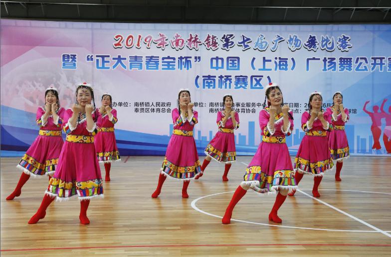 上海市社區(qū)<a href=http://www.bentong.net target=_blank class=infotextkey>健身</a>俱樂部 上海市社區(qū)<a href=http://www.bentong.net target=_blank class=infotextkey>健身</a>俱樂部
