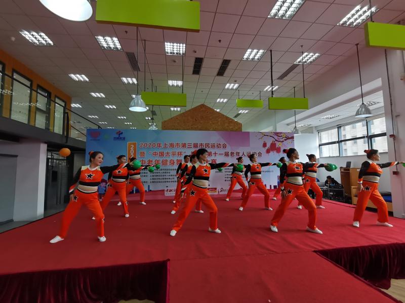 上海市社區(qū)<a href=http://www.bentong.net target=_blank class=infotextkey>健身</a>俱樂部