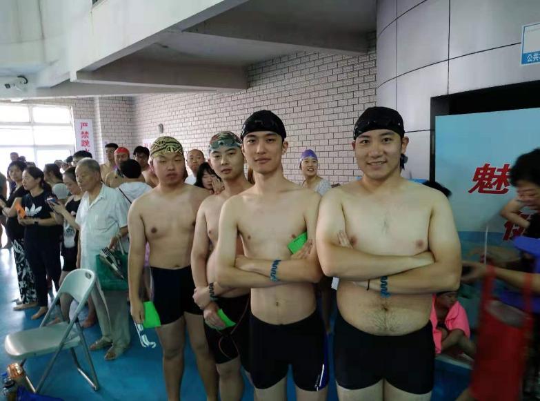 上海市社區<a href=http://www.bentong.net target=_blank class=infotextkey>健身</a>俱樂部