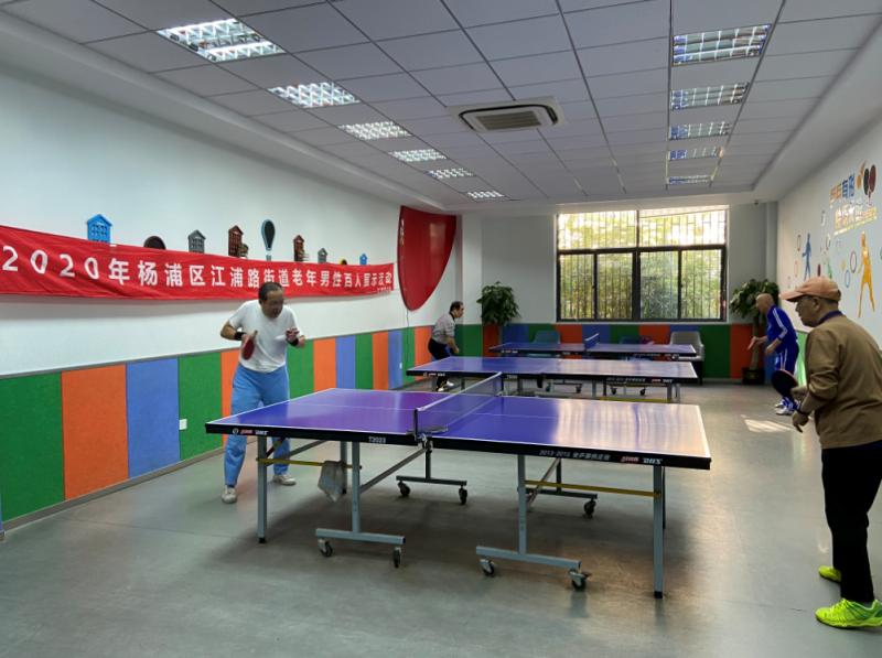 上海市社區(qū)<a href=http://www.bentong.net target=_blank class=infotextkey>健身</a>俱樂(lè)部