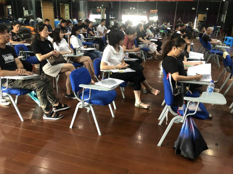 上海市社區<a href=http://www.bentong.net target=_blank class=infotextkey>健身</a>俱樂部 上海市社區<a href=http://www.bentong.net target=_blank class=infotextkey>健身</a>俱樂部