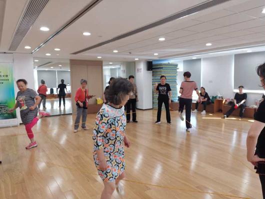 上海市社區<a href=http://www.bentong.net target=_blank class=infotextkey>健身</a>俱樂部 上海市社區<a href=http://www.bentong.net target=_blank class=infotextkey>健身</a>俱樂部