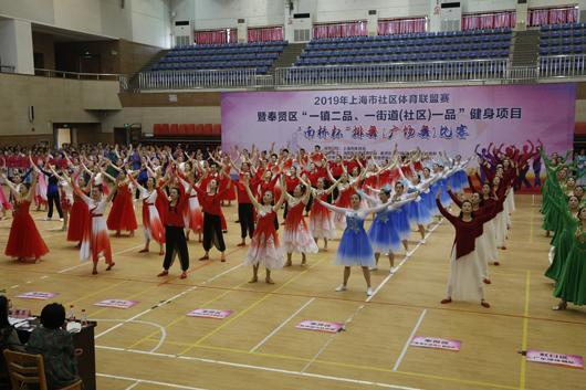 上海市社區(qū)<a href=http://www.bentong.net target=_blank class=infotextkey>健身</a>俱樂部 上海市社區(qū)<a href=http://www.bentong.net target=_blank class=infotextkey>健身</a>俱樂部