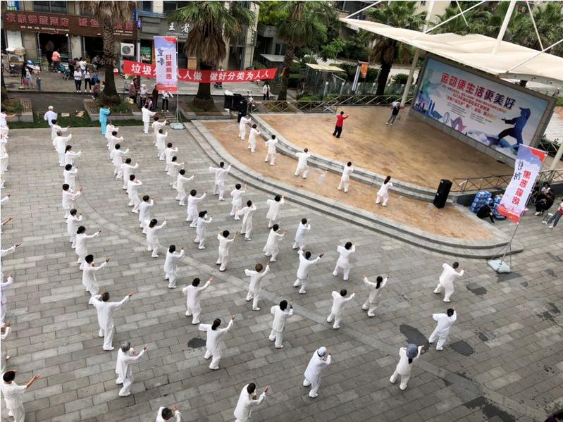上海市社區<a href=http://www.bentong.net target=_blank class=infotextkey>健身</a>俱樂部 上海市社區<a href=http://www.bentong.net target=_blank class=infotextkey>健身</a>俱樂部