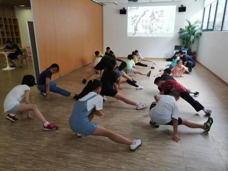 上海市社區(qū)<a href=http://www.bentong.net target=_blank class=infotextkey>健身</a>俱樂部