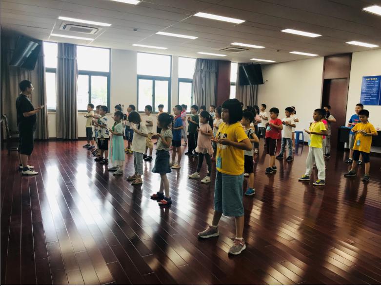上海市社區(qū)<a href=http://www.bentong.net target=_blank class=infotextkey>健身</a>俱樂部