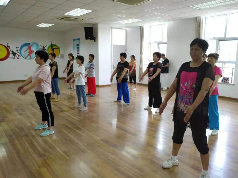 上海市社區<a href=http://www.bentong.net target=_blank class=infotextkey>健身</a>俱樂部