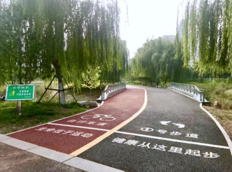 <a href=http://www.bentong.net target=_blank class=infotextkey>健身</a>場館