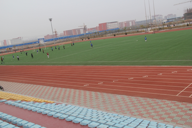 北京交通大學黃驊分校4*4<a href=http://www.bentong.net target=_blank class=infotextkey>塑膠跑道</a>工程實例