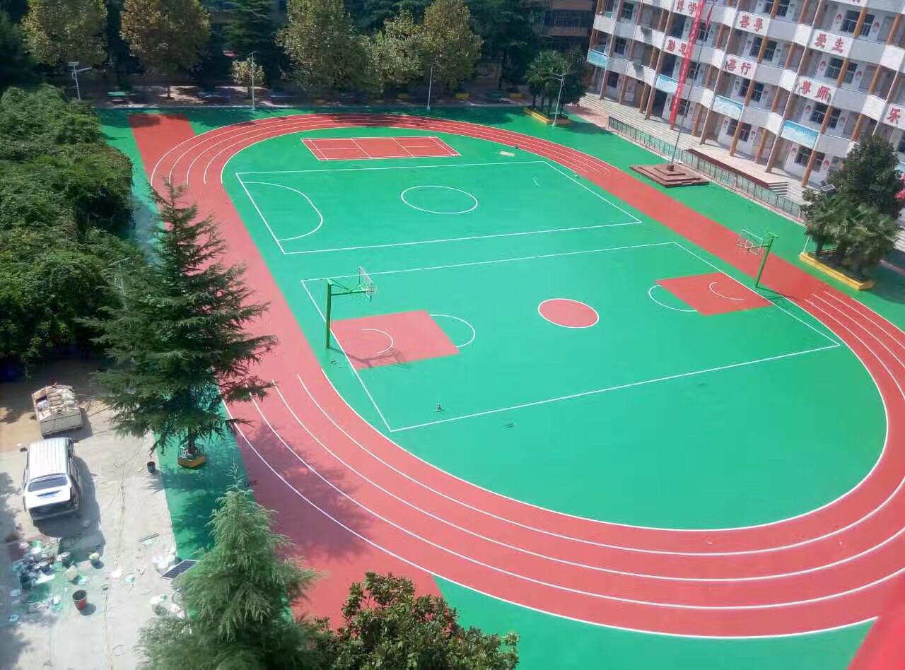 河南洛陽嵩縣 <a href=http://www.bentong.net target=_blank class=infotextkey>硅PU</a>跑道、球場