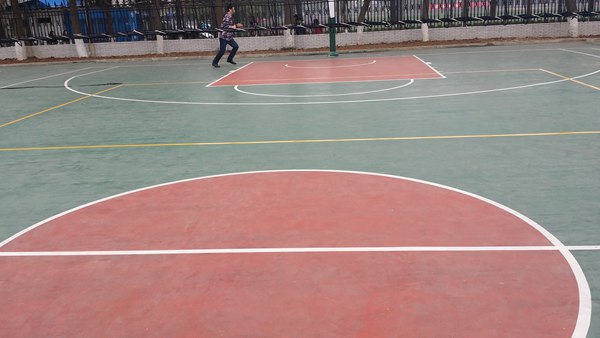 <a href=http://www.bentong.net target=_blank class=infotextkey>硅PU</a>籃球場