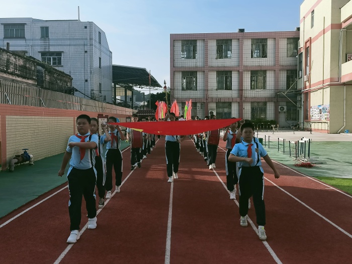 龍頭環學校舉行2021年秋季運動會