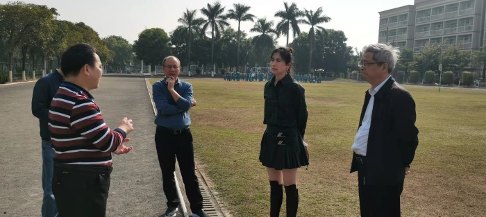 開發區文體教育局領導蒞臨浪網小學視察指導工作