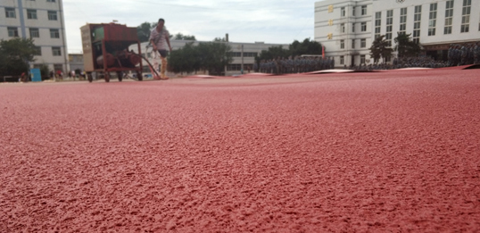 自結紋塑膠跑道-全新新國標GB36246-2018