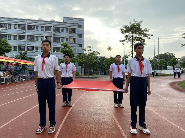 強國少年激情似火 運動健兒青春綻放——記坦洲鎮第三初級中學第二十四屆田徑運動會