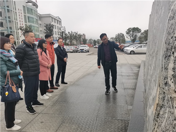 中山一職赴六盤水市水城區職業技術學校開展考察交流活動