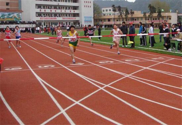 預制型<a href=http://www.bentong.net target=_blank class=infotextkey>塑膠跑道</a>
