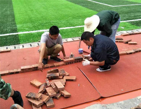 預制式環保橡膠卷材跑道