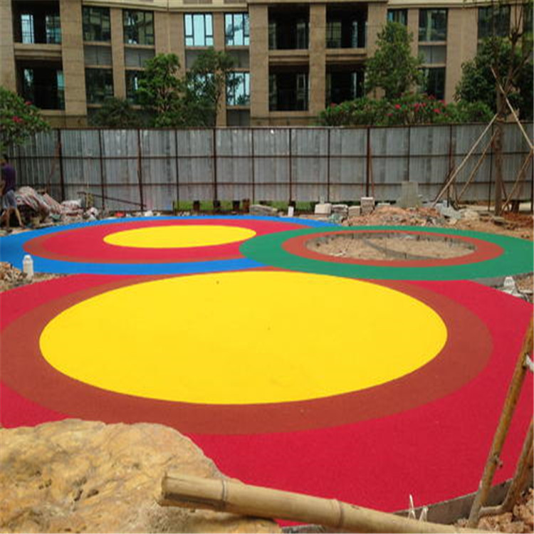 長春 小區EPDM<a href=http://www.bentong.net target=_blank class=infotextkey>塑膠跑道</a> 幼兒園塑膠場地 工廠