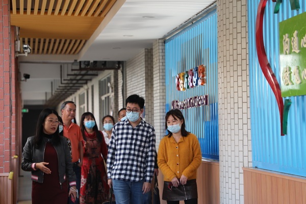 開發區香暉園小學迎接中山市婦女兒童發展規劃終期評估實地考察
