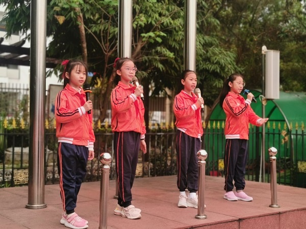 開發(fā)區(qū)中心小學(xué)舉行三八婦女節(jié)慶祝活動(dòng)
