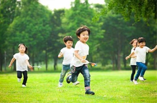 有孩子后，家長(zhǎng)要常帶孩子去4個(gè)地方，對(duì)孩子發(fā)展有好處，望周知