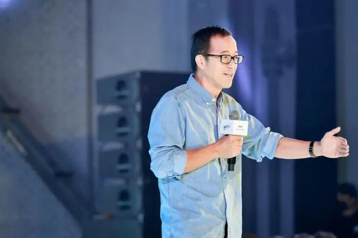 計劃裁員4萬人、宣布關(guān)停最賺錢業(yè)務(wù)后，俞敏洪露面：回歸大學(xué)生業(yè)務(wù)