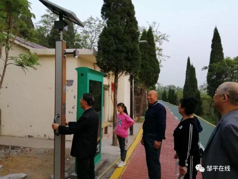 <a href=http://www.bentong.net target=_blank class=infotextkey>健身</a>步道