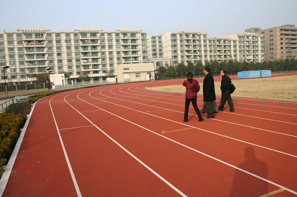 <a href=http://www.bentong.net target=_blank class=infotextkey>塑膠跑道</a>廠家