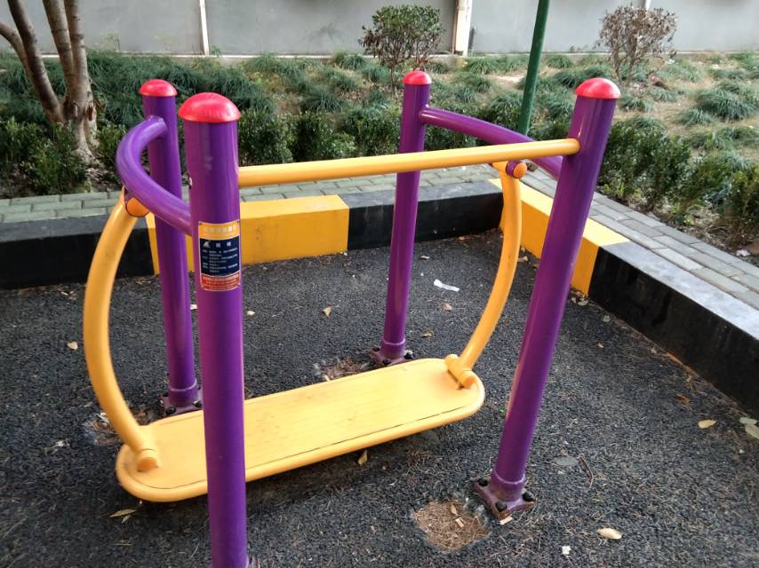 晃板健身器 晃板健身器