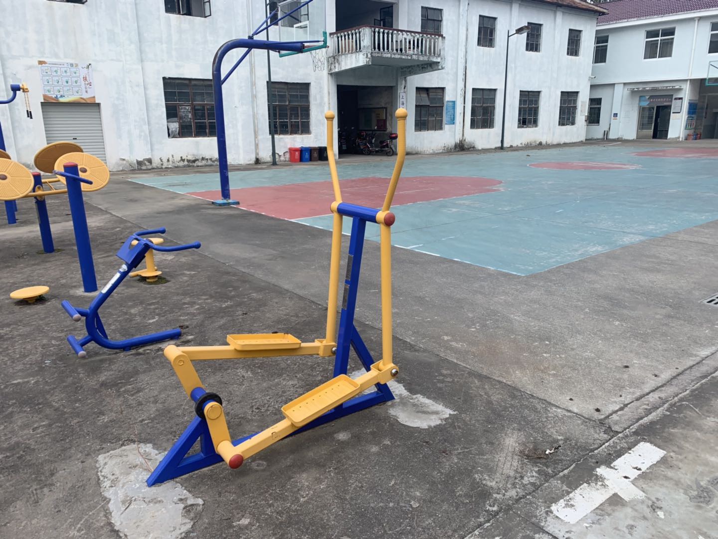 室外橢圓機 室外橢圓機