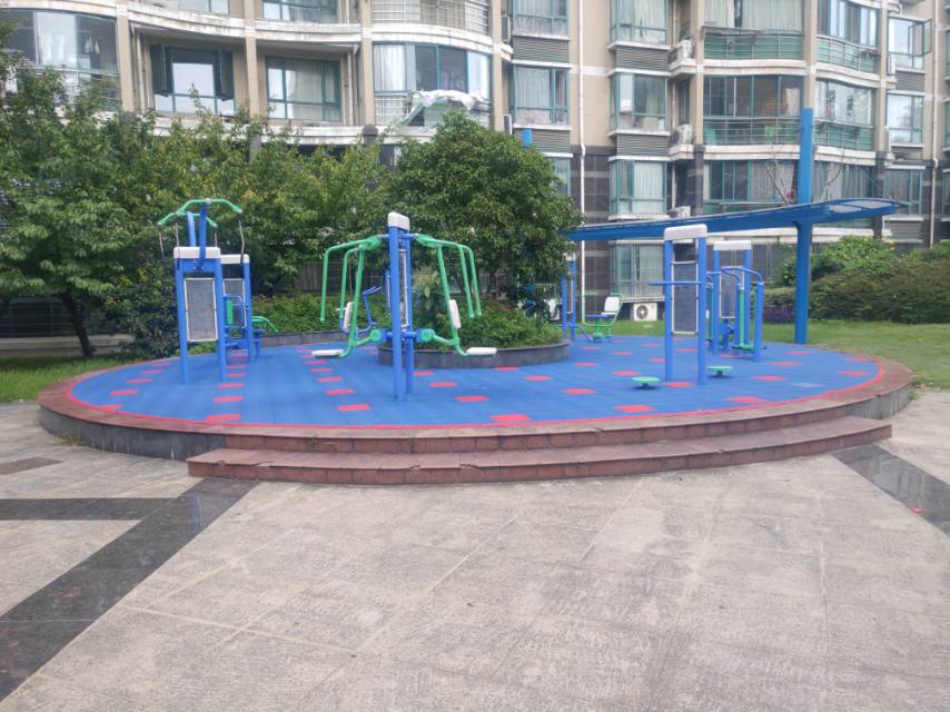 三湘居委健身點