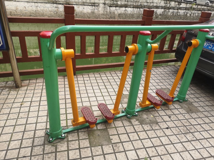 兩聯漫步機
