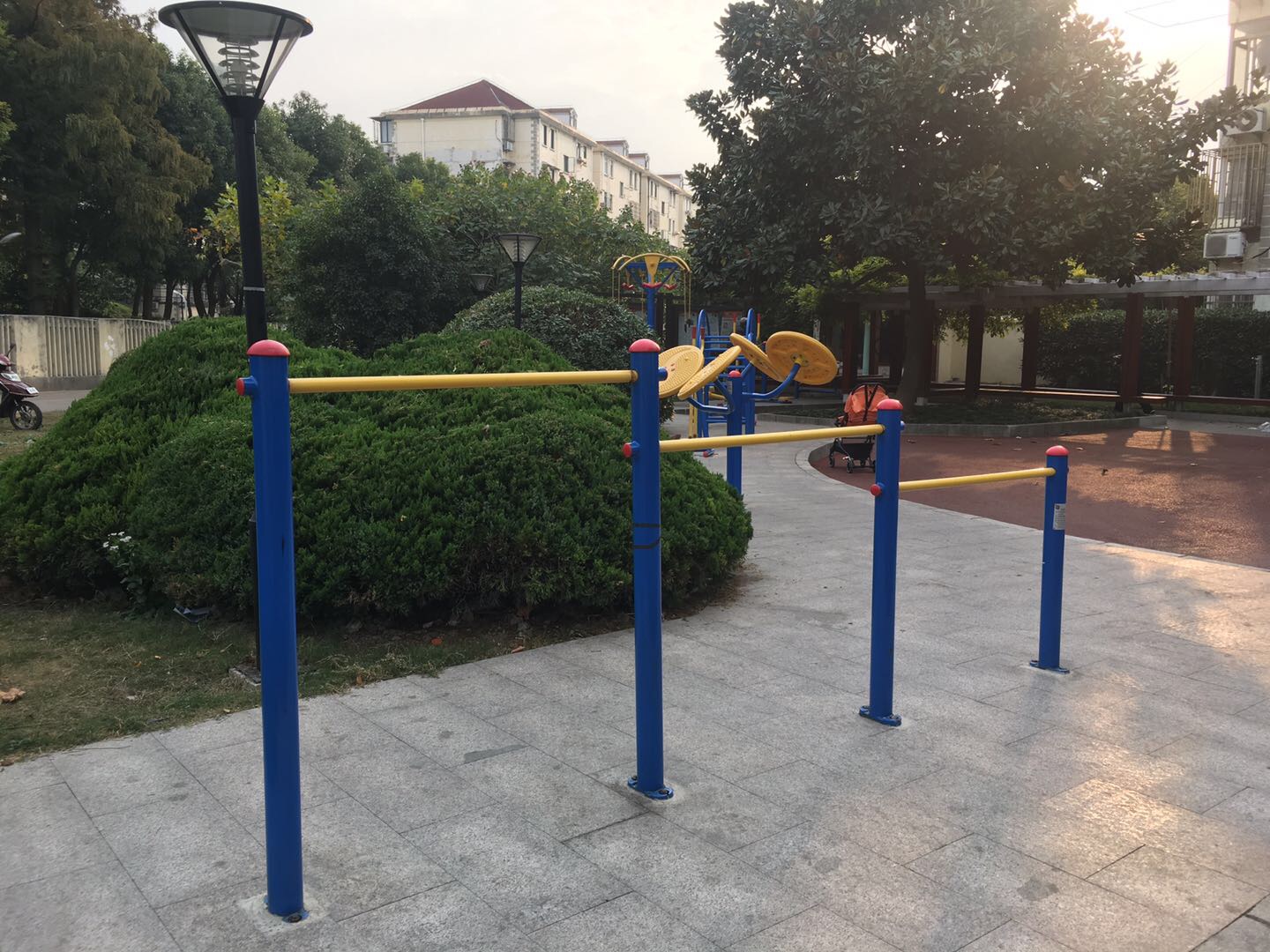 金楊七居小花園