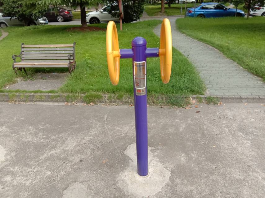 臂力訓練器