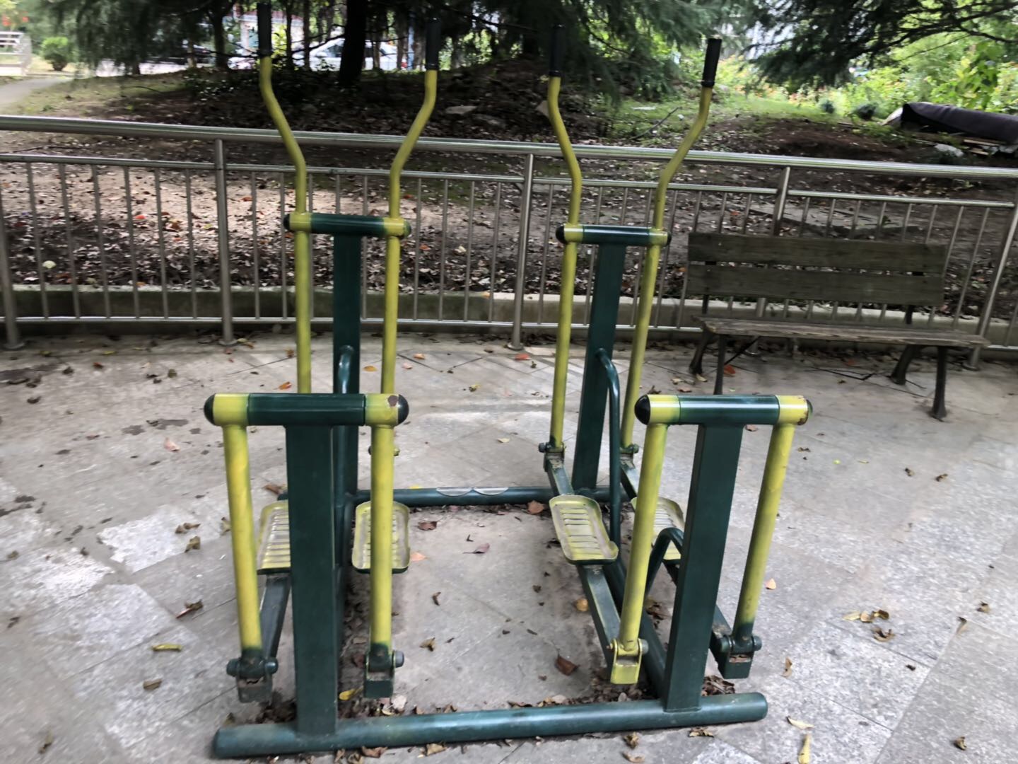 兩聯平步機