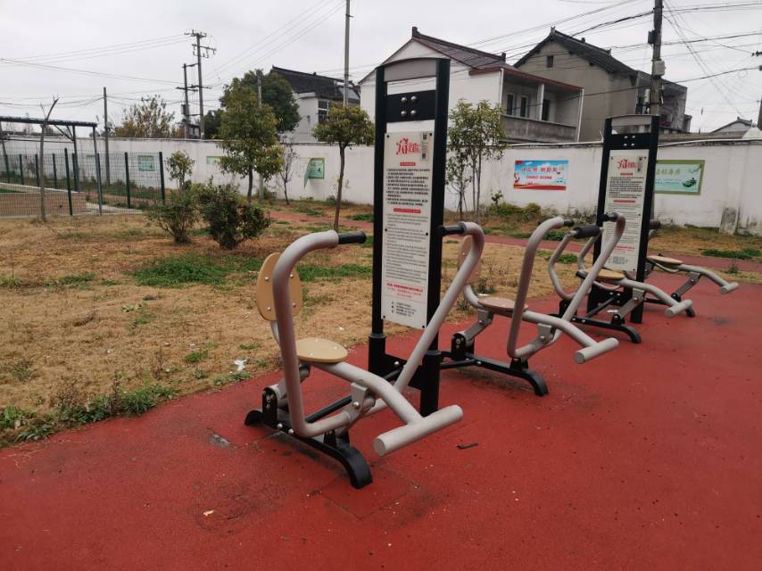 自重式劃船訓練器