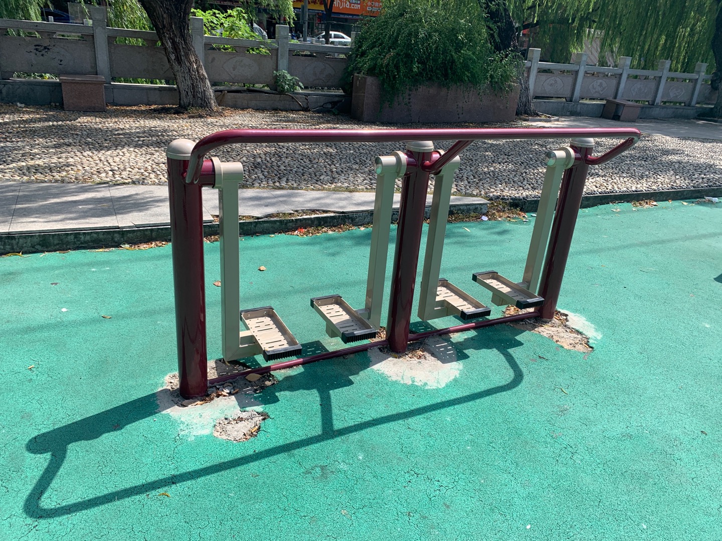 二位太空漫步機