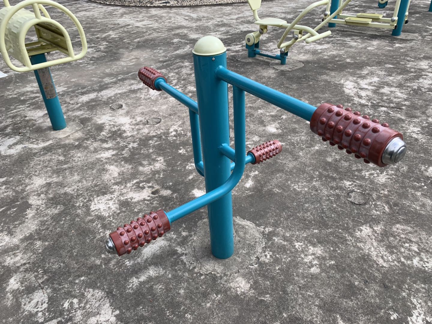 四級壓腿按摩器 四級壓腿按摩器
