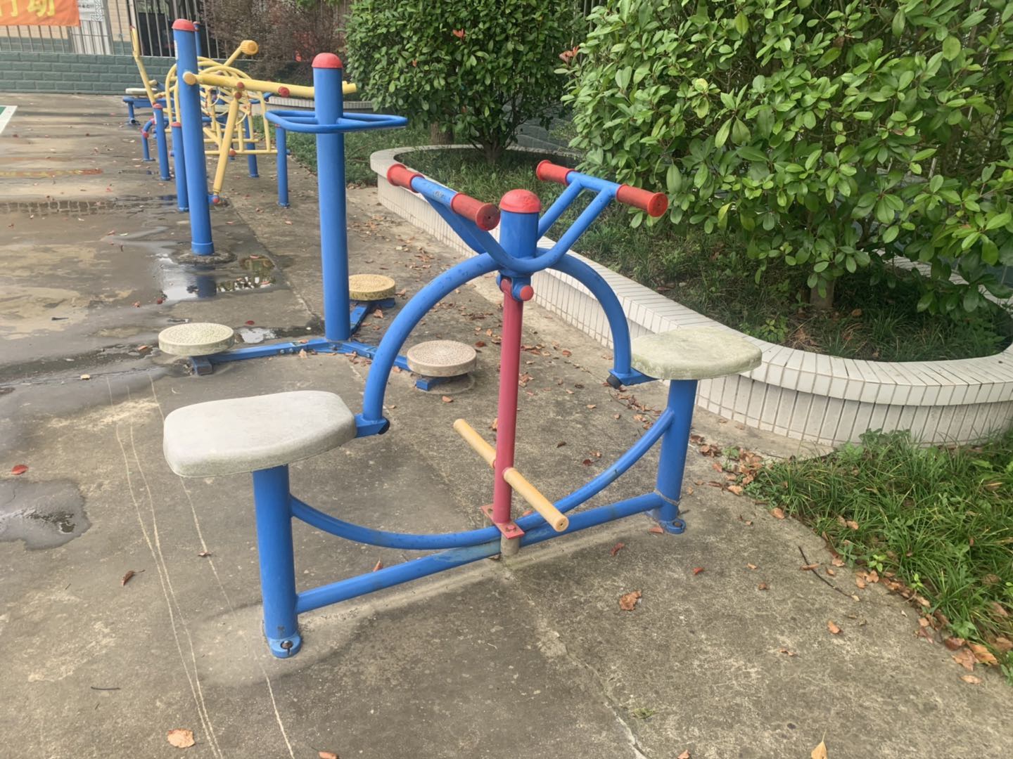 下肢康復器