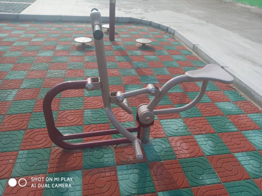 騎馬機(jī) 騎馬機(jī)