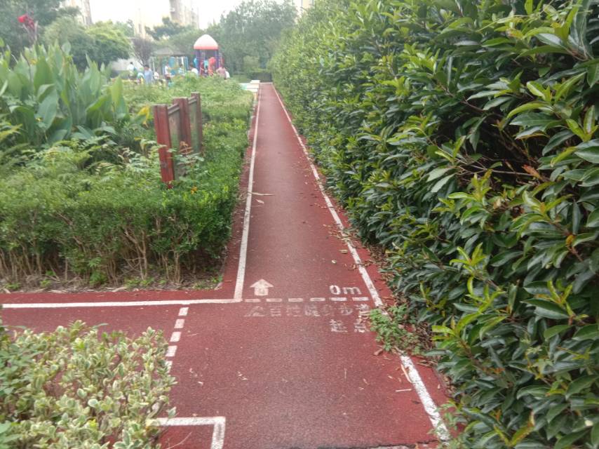 顧村鎮古北菊翔苑河岸步道