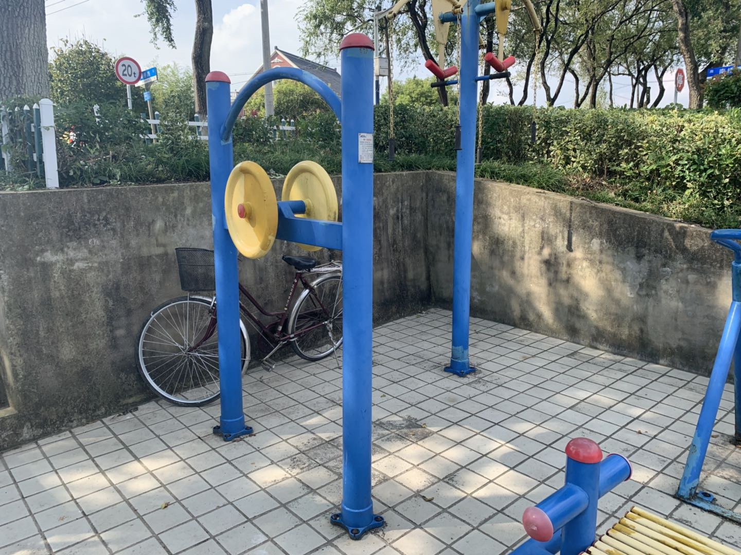 伸背器 伸背器