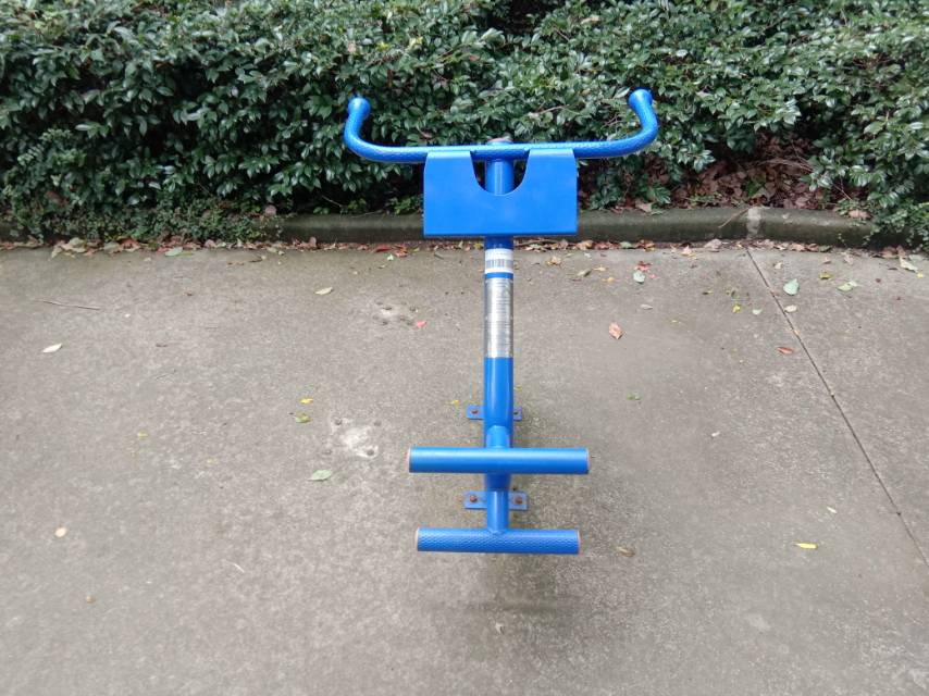 背肌訓練器