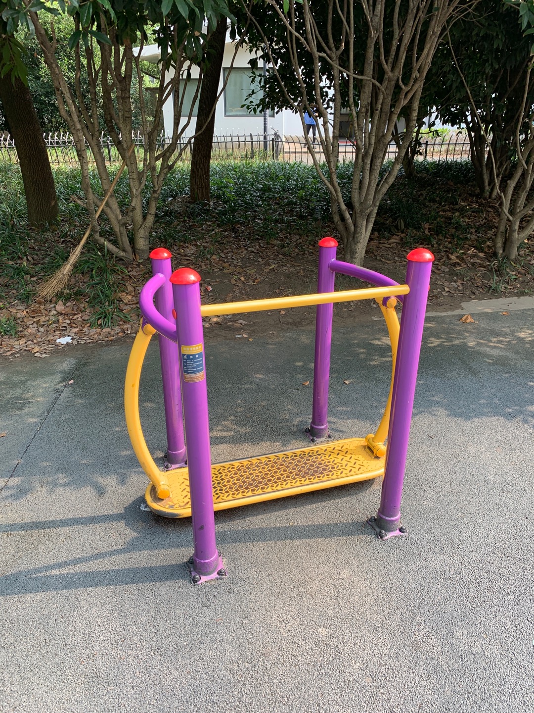 晃板健身器 晃板健身器