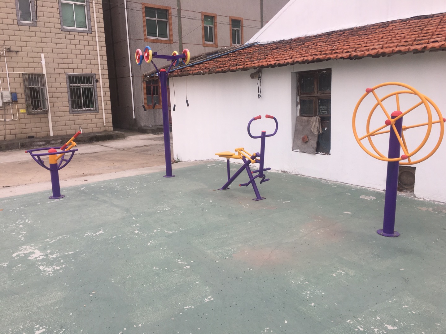 老港鎮(zhèn)建港村民委員會9組健身苑點 老港鎮(zhèn)建港村民委員會9組健身苑點