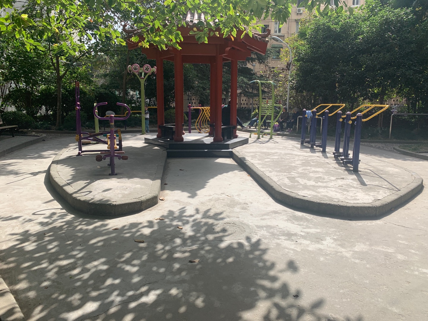 泉東一居委健身點 泉東一居委健身點