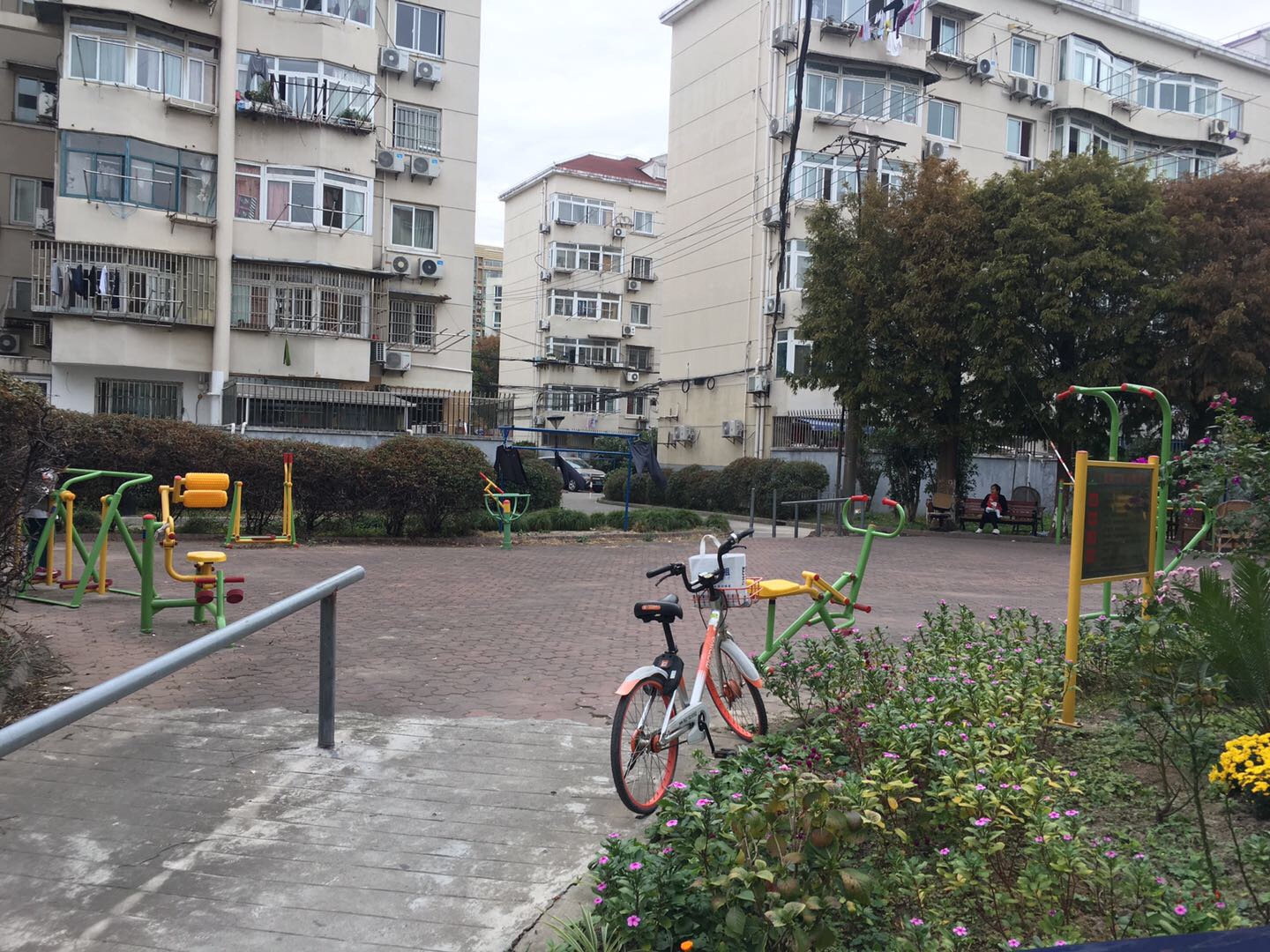 金口一居小區(qū)健身點(diǎn)