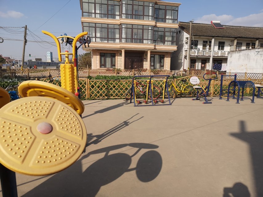 陸橋10組健身點